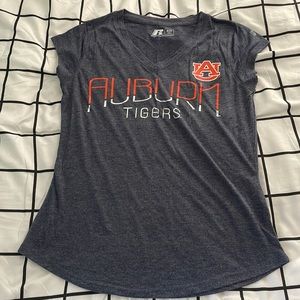 Women’s Auburn Tigers v-neck t-shirt size small